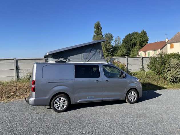 Habillage de pavillon isolé et revêtu pour van et fourgon aménagé